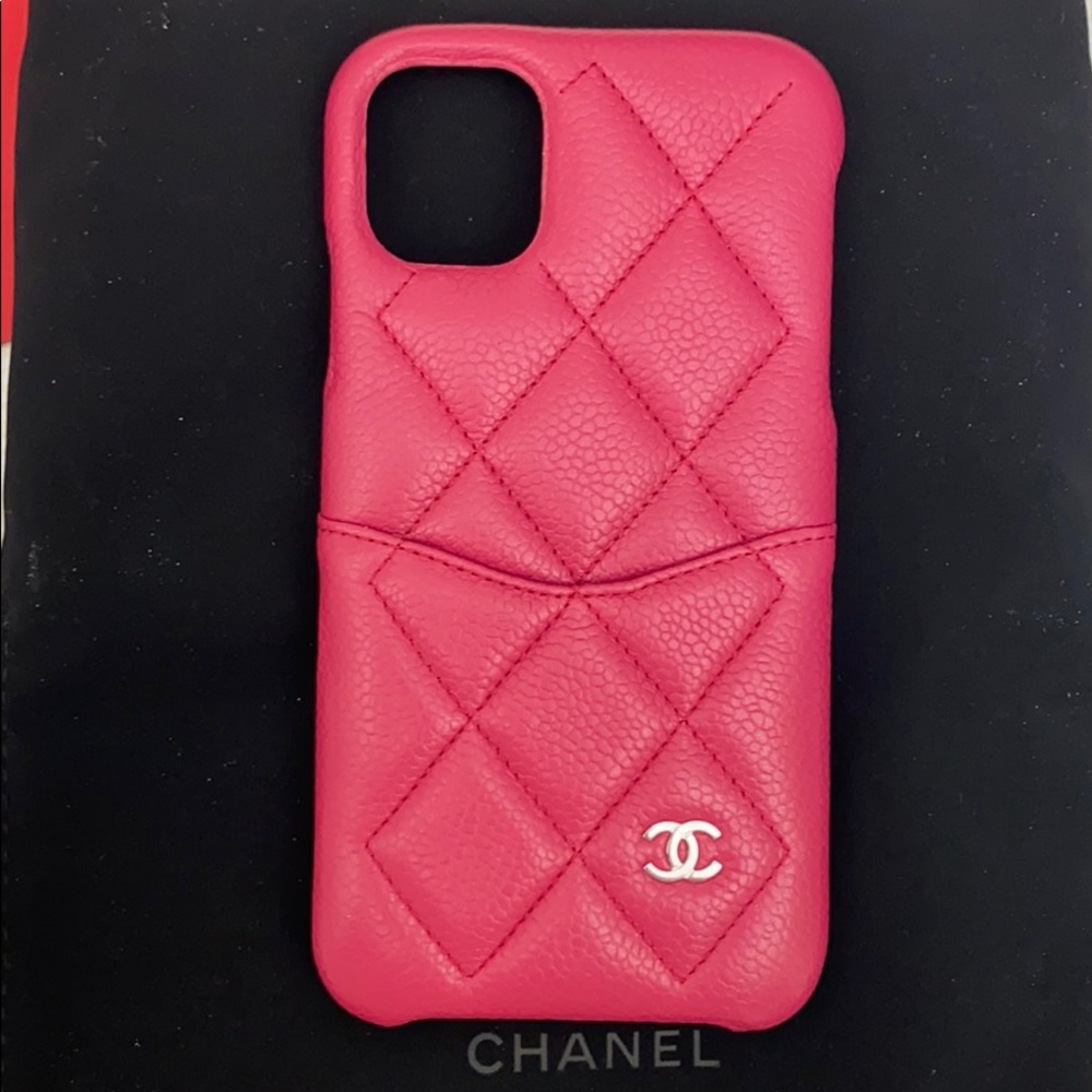 ❤️SOLD❤️Authentic Chanel Iphone 11 case